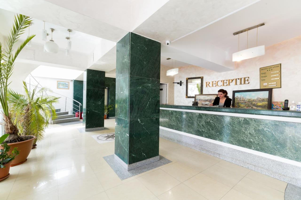 Hotel Atlantis Tulcea Buitenkant foto